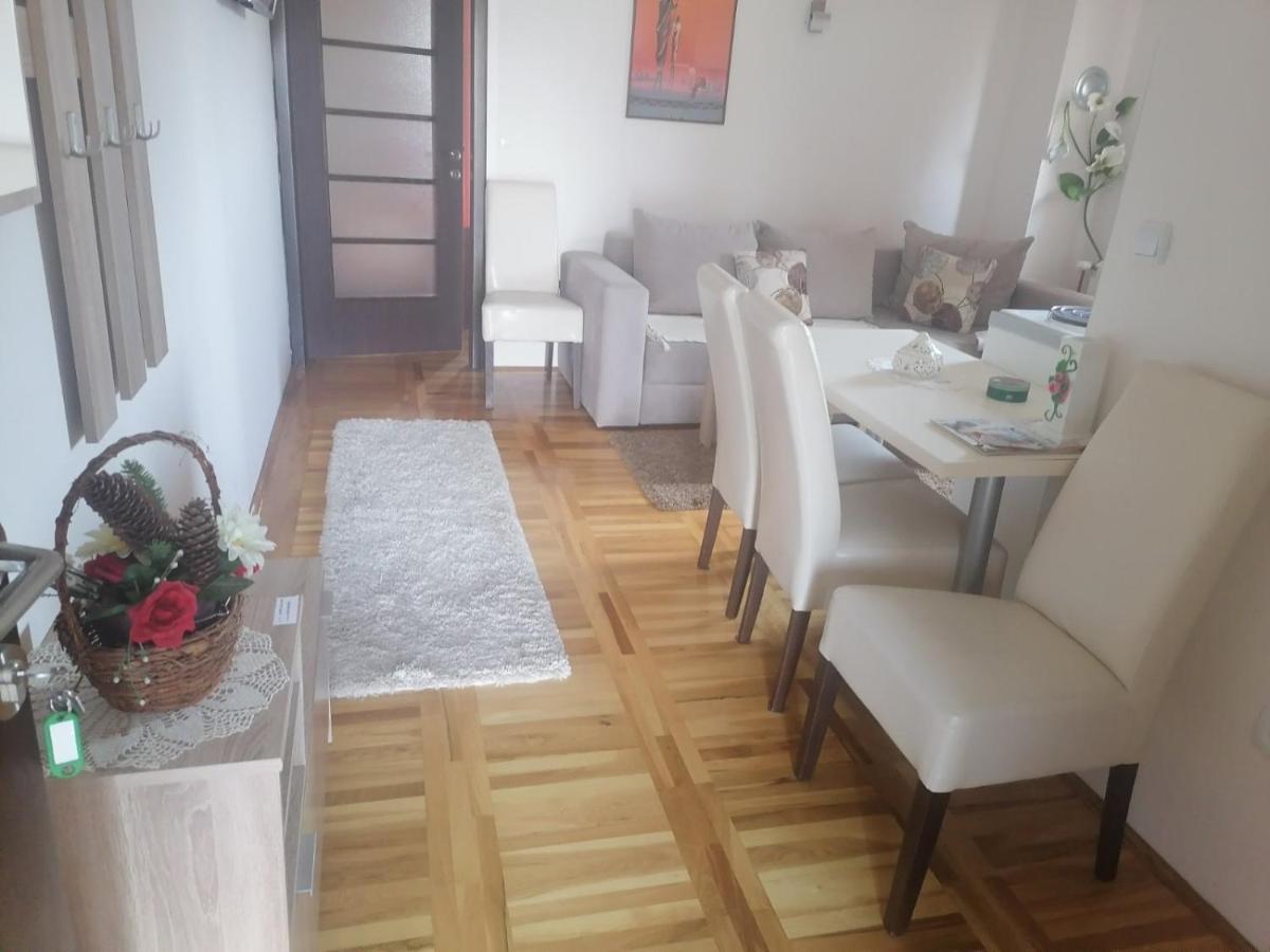 Apartmani Tarsko Sunce Калуджерске Баре Экстерьер фото