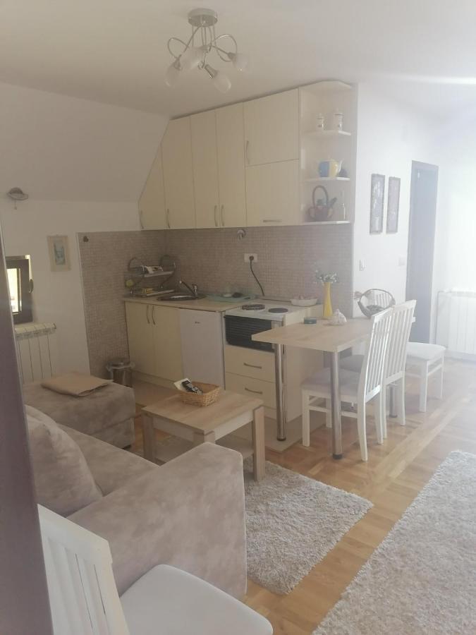 Apartmani Tarsko Sunce Калуджерске Баре Экстерьер фото